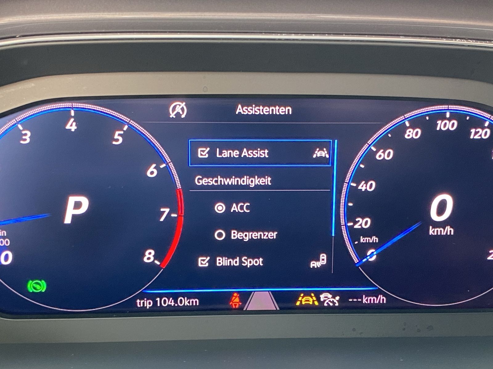 Volkswagen T-Roc 2.0 TSI 4Motion R-Line - Samsaru's Car Outlet