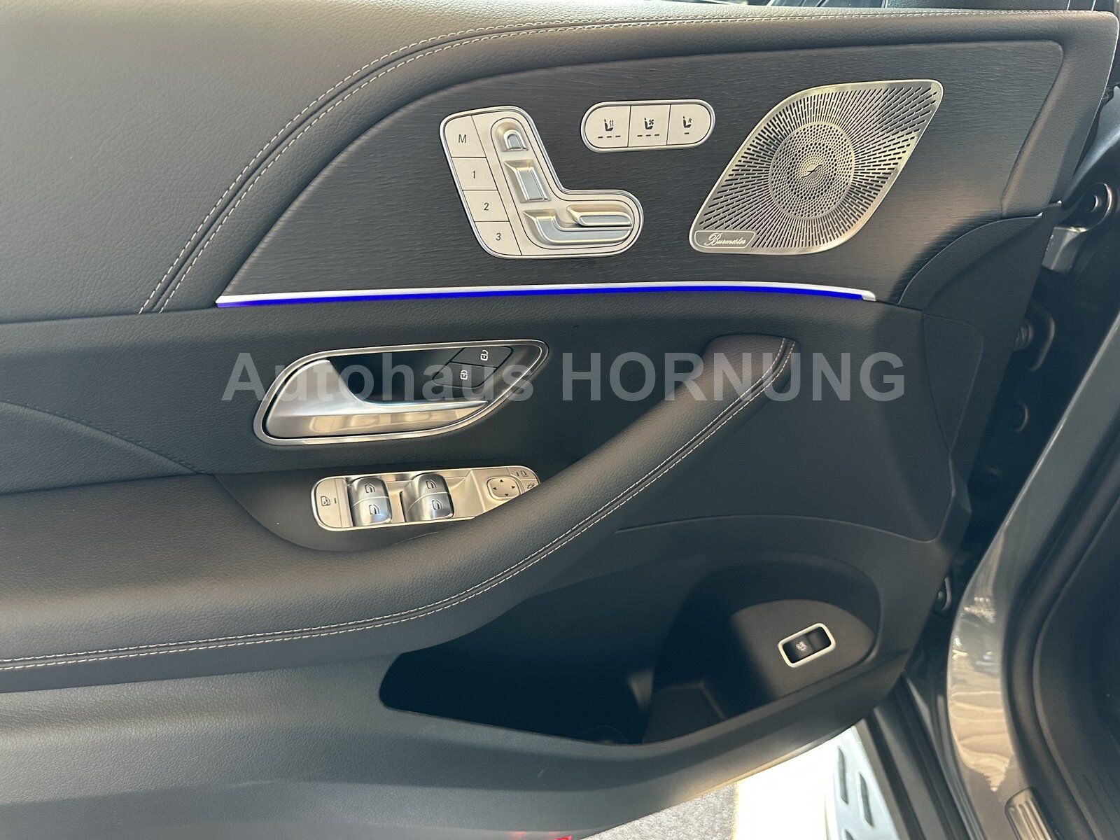 Mercedes-Benz GLE 450d 4M PANOSD AMG NIGHT DISTR 360° AHK BURM