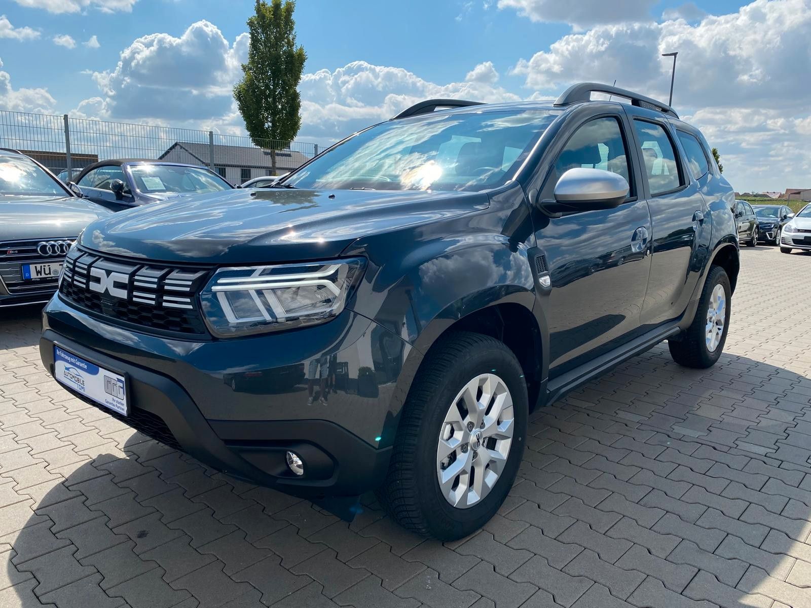 Dacia Duster II Expression 4WD - Samsaru's Car Outlet