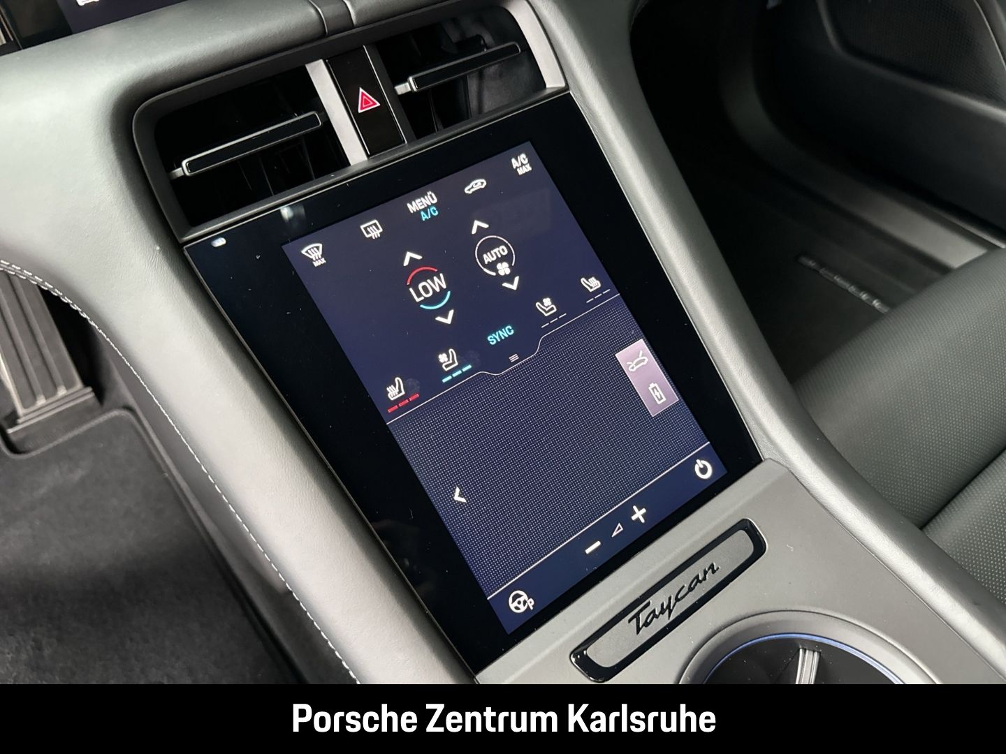 Porsche Taycan 4 Cross Turismo Offroad HA-Lenkung InnoDr