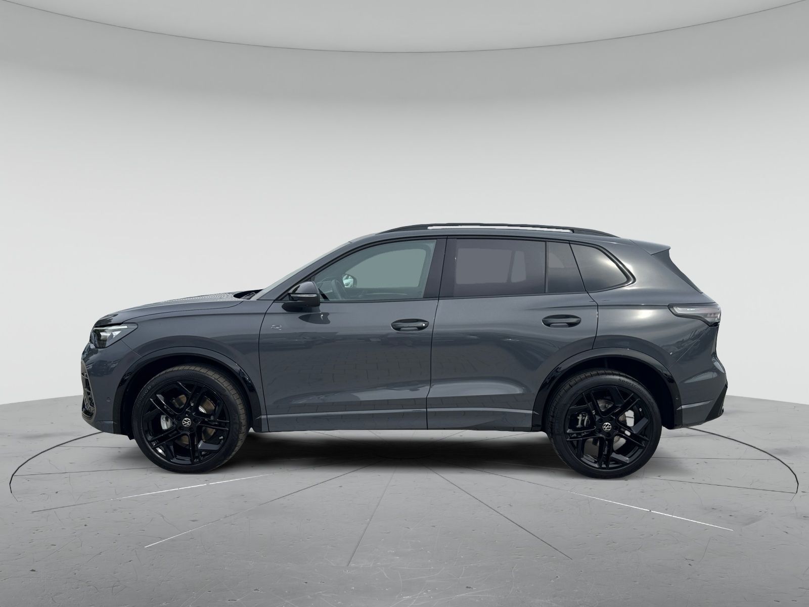 Volkswagen Tiguan R-Line 2.0 TSI 4M DSG, 5J.Gar./Black Styl