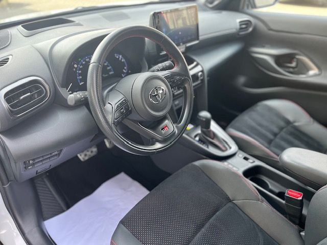 Toyota Yaris Cross 1.5 Hybrid GR Sport - HEAD., elektr.