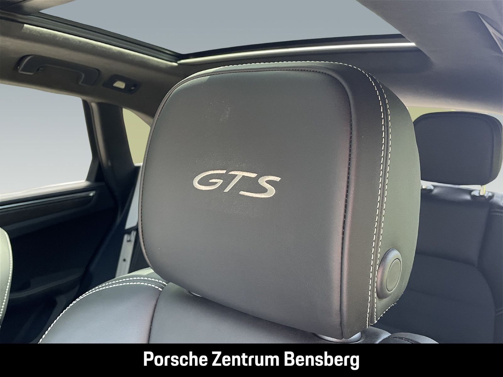 Porsche Macan GTS Pano StHz 18W ACC Surround View