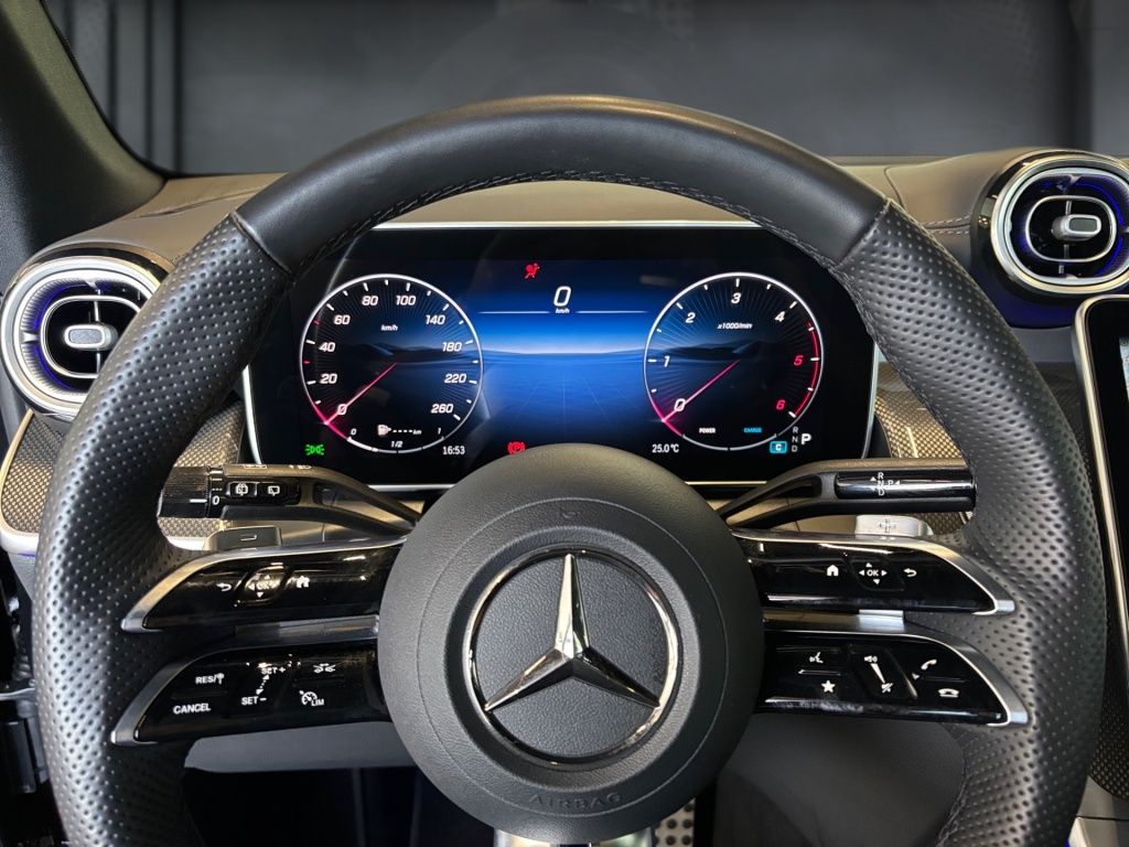 Mercedes-Benz GLC 220 d 4M AMG+PANO+KAMERA+AHK+MEMORY+DISTR.