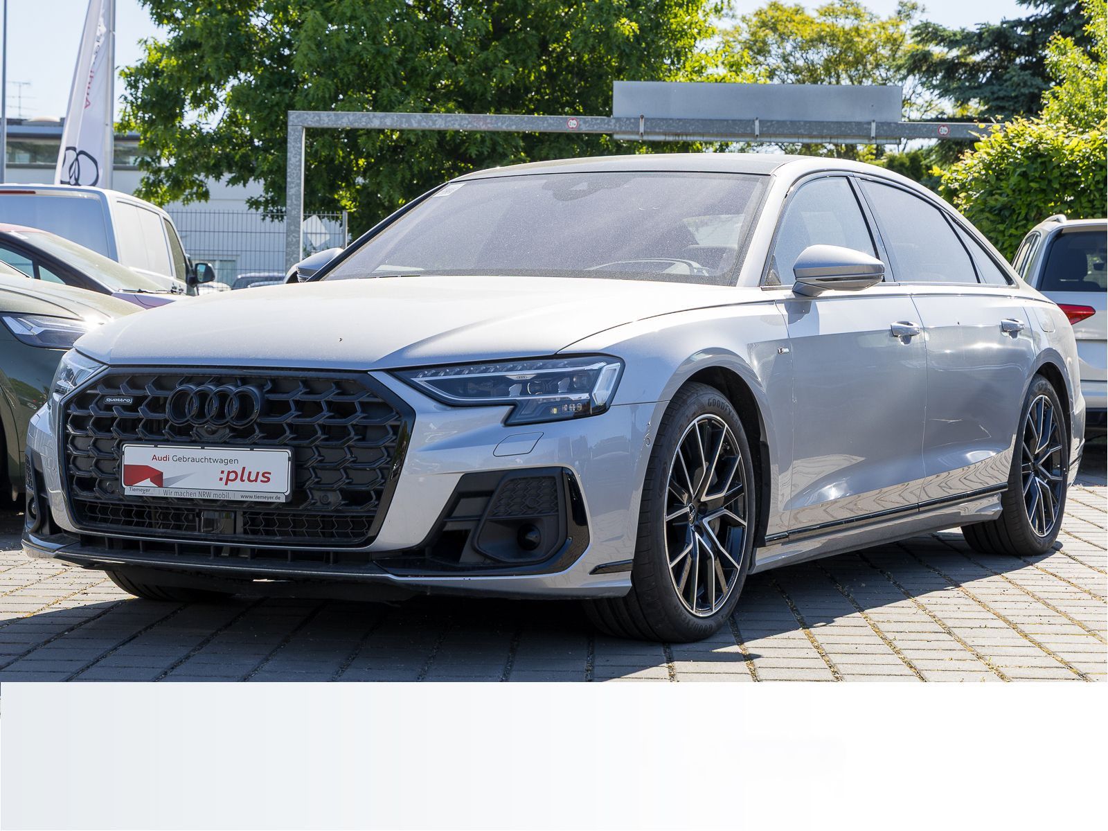 Audi A8 60 TFSIe Q NP163 - Samsaru's Car Outlet