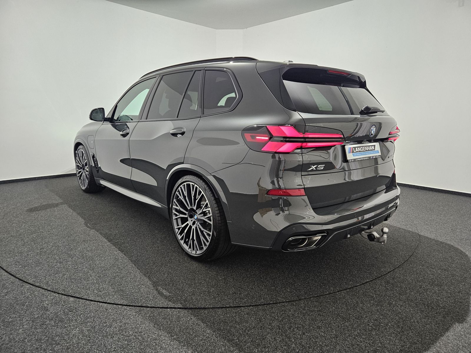 BMW X5 xDrive50e M Sport HUD Softclose AHK