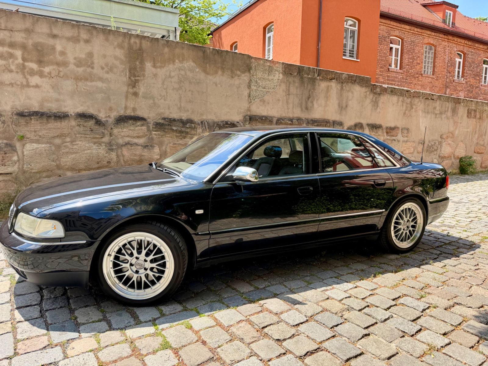 Audi S8 4.2 V8 / NUR 109000 Km !!!