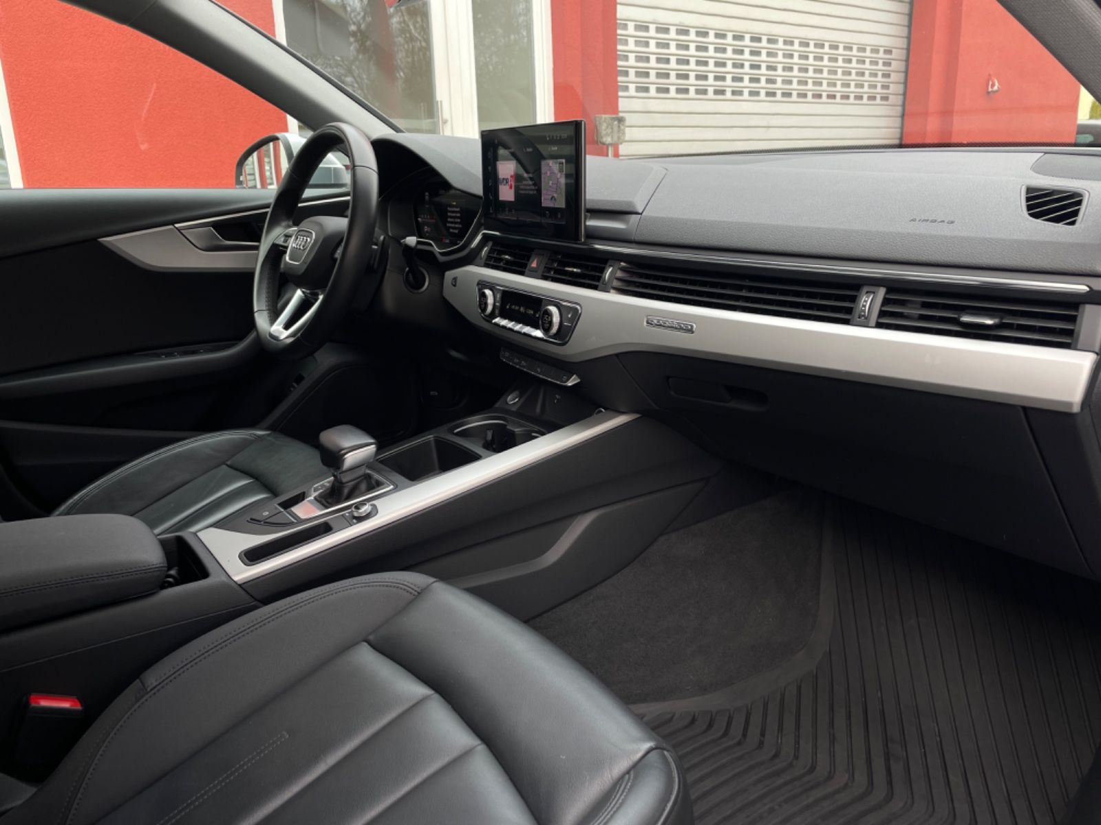 Audi A4 Lim. 40 TDI quattro advanced
