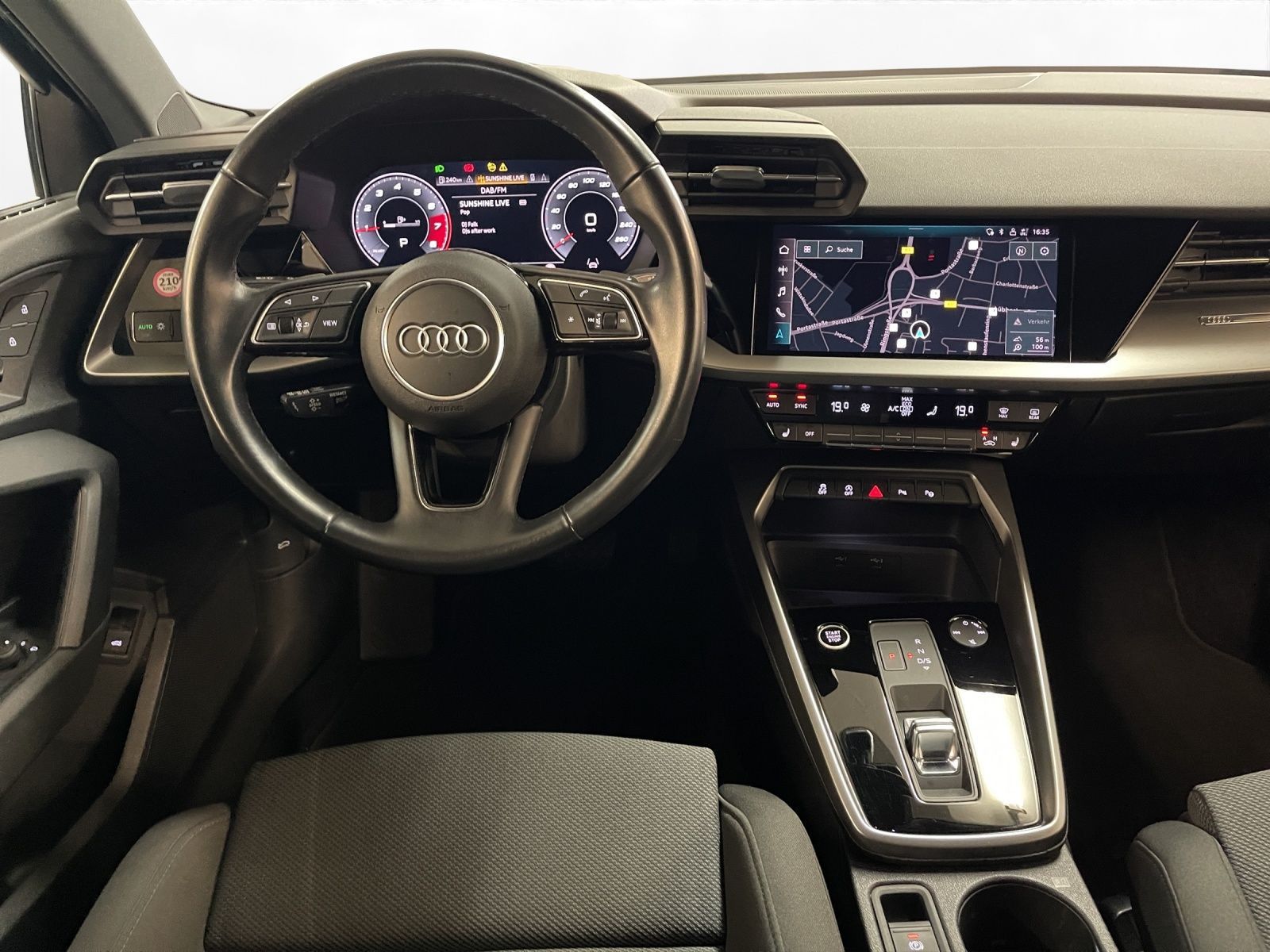 Audi A3 Limousine 35 TFSI advanced LED LM 17" Navi PD