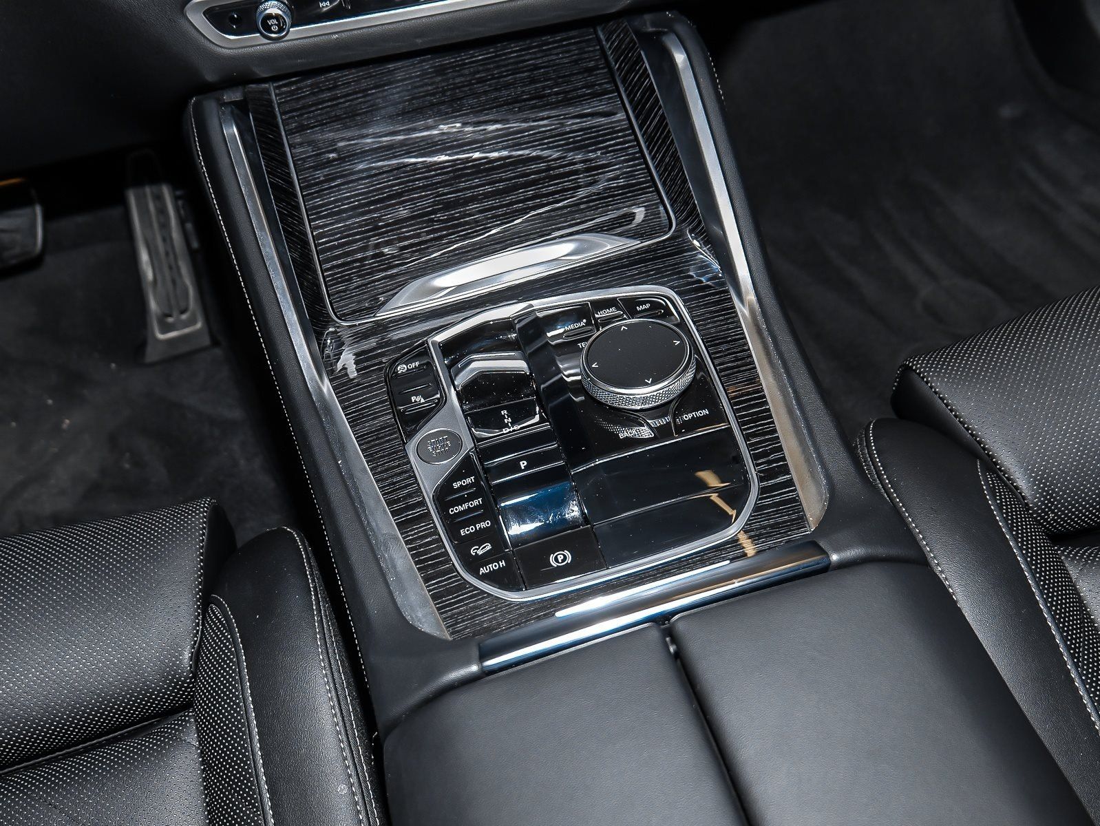 BMW X6 xDrive40d M Sport HUD PANO ACC AHK RFK NAVI