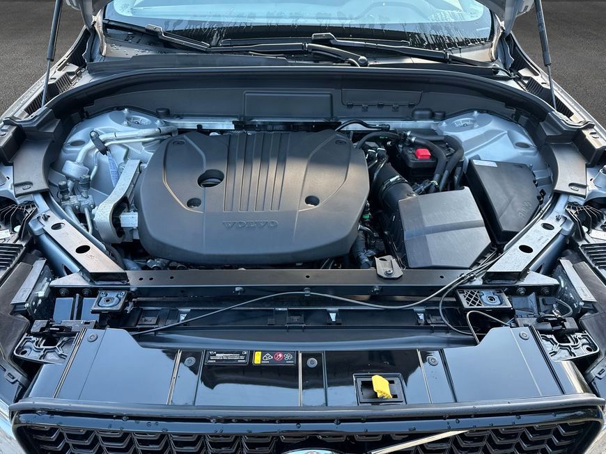 Volvo XC60 B5 B AWD Plus Dark