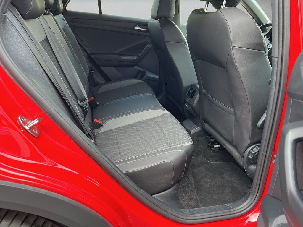 Volkswagen T-Roc 2.0 TSI 4Motion DSG R - Samsaru's Car Outlet