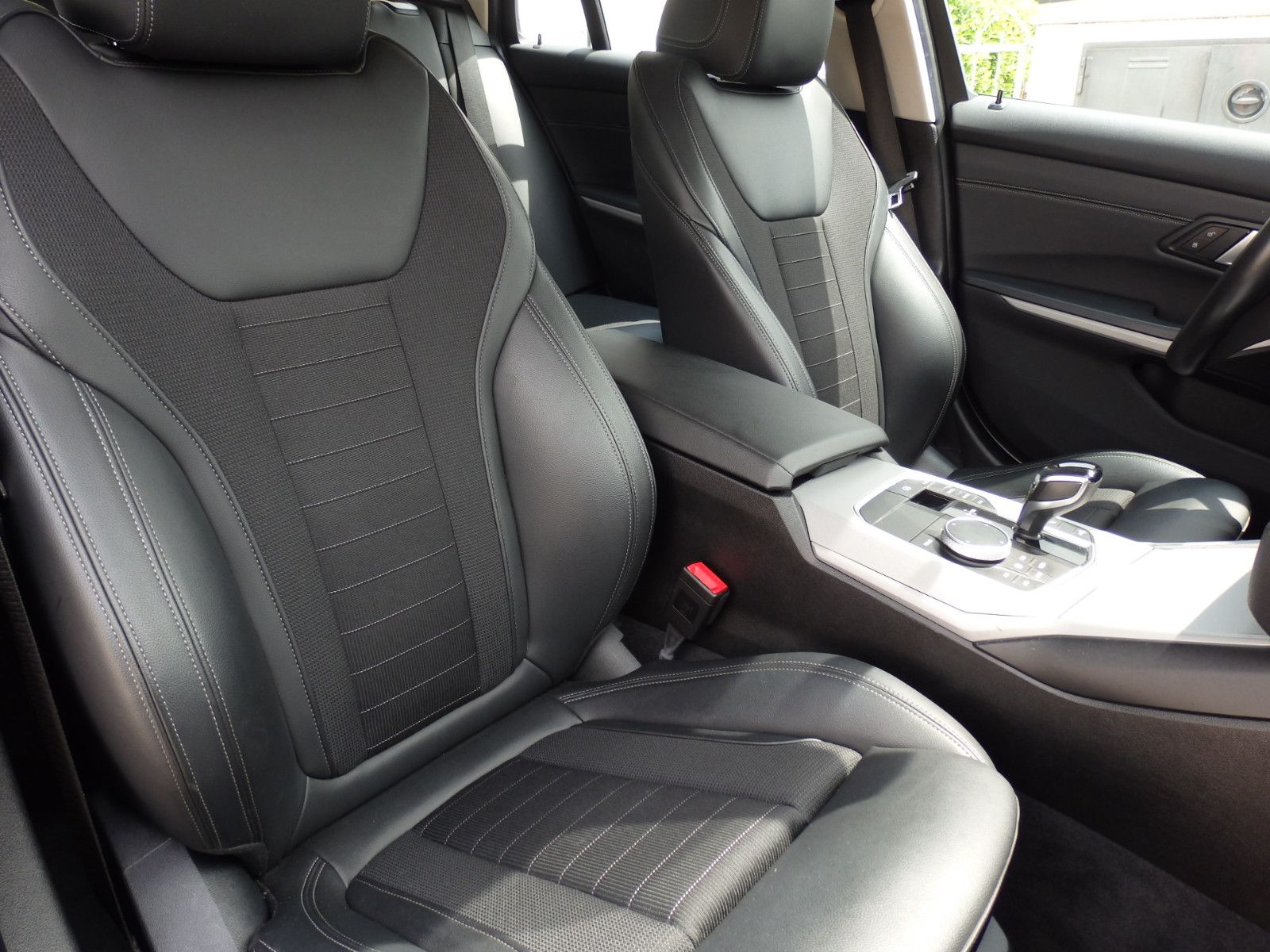 BMW 318d Touring Aut - Samsaru's Car Outlet