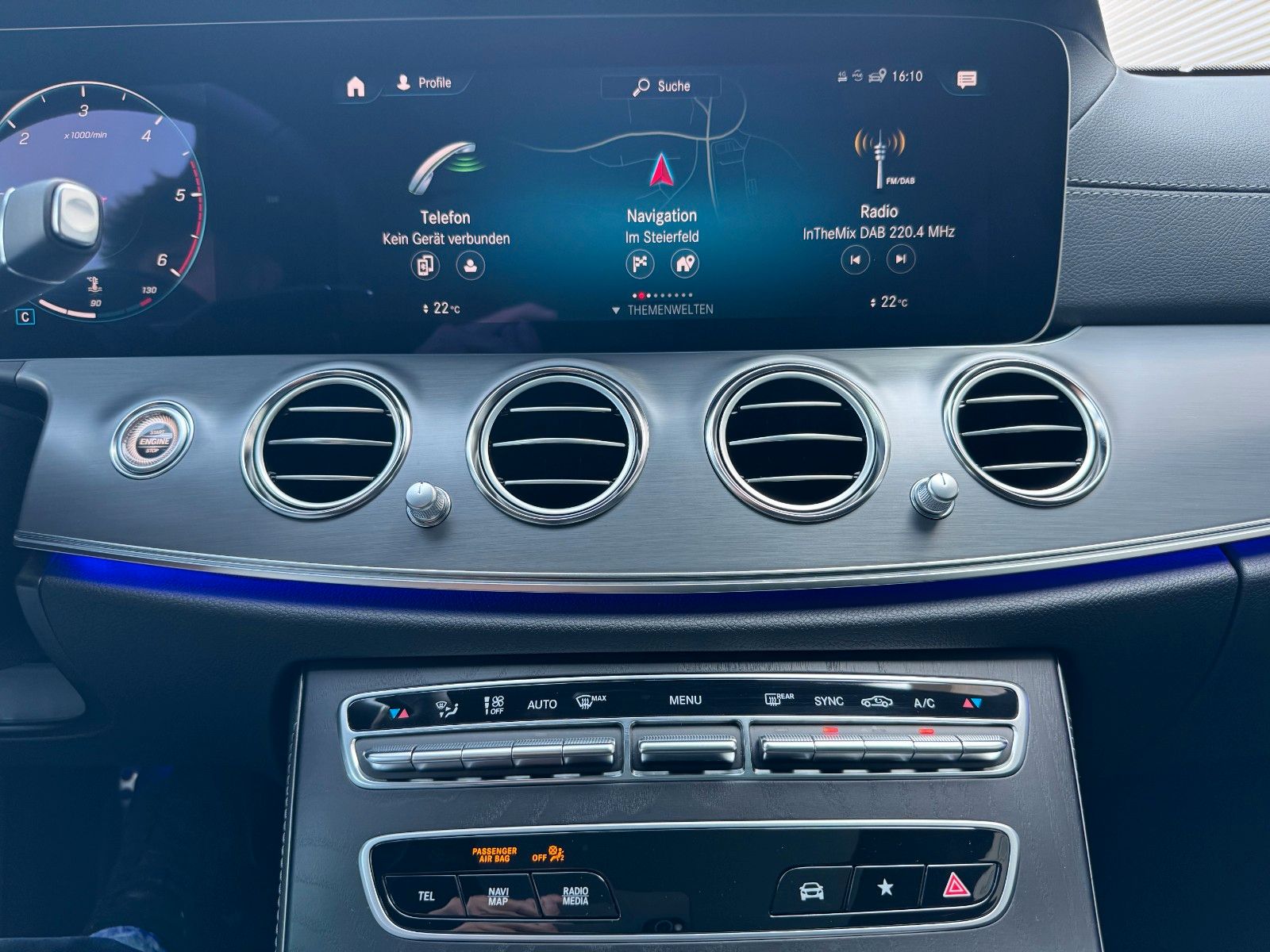 Mercedes-Benz E 400d 4M AMG+Burm+Pano+AHK+Distr+Memory+Night