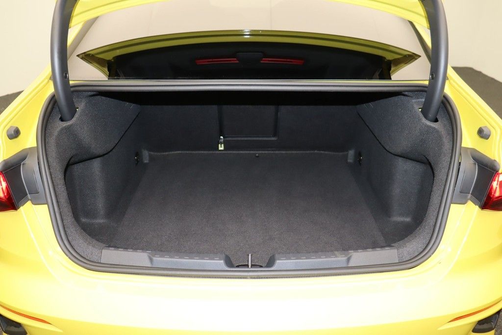 Audi A3 Lim. 30 TFSI S line - Samsaru's Car Outlet