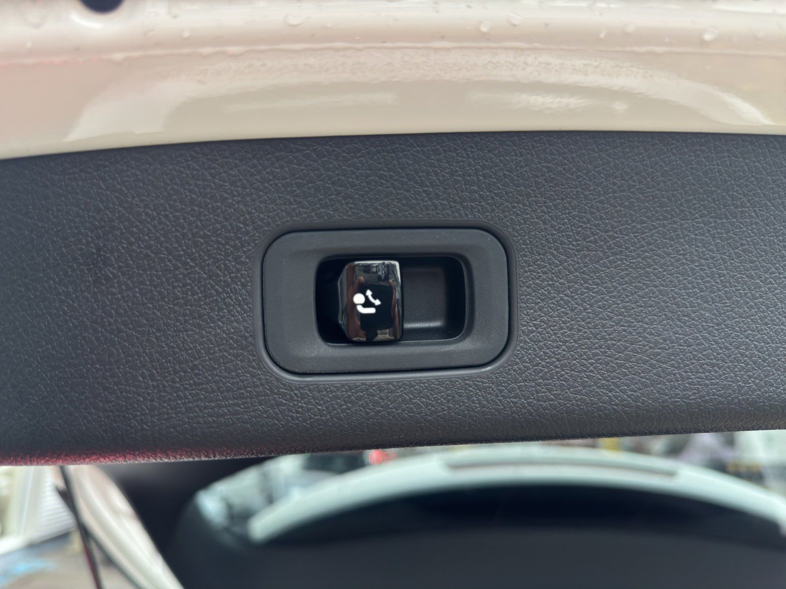 Mercedes-Benz GLC 400 e 4MATIC+AMG-Line+AIRMATIC+AHK+DISTRONIC