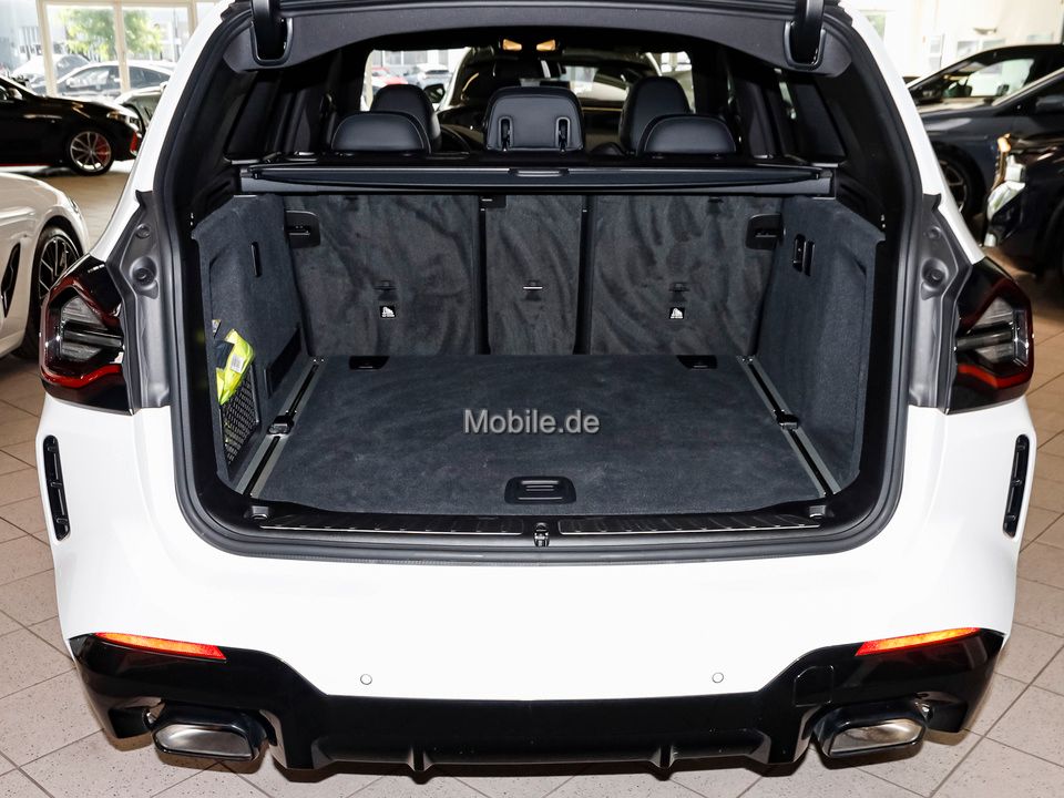 BMW X3 xDrive20d M Sportpaket - Samsaru's Car Outlet