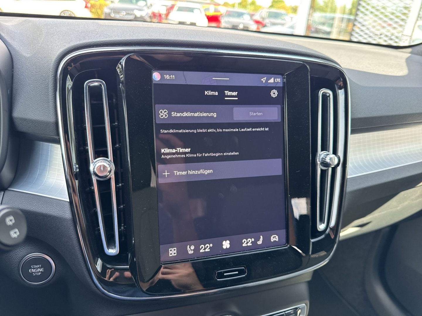 Volvo XC40 Core B3 - Samsaru's Car Outlet