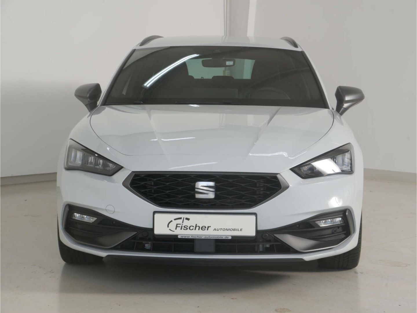 Seat Leon Sportstourer 2.0 TDI DSG FR AHK/NAV/RFK/ACC
