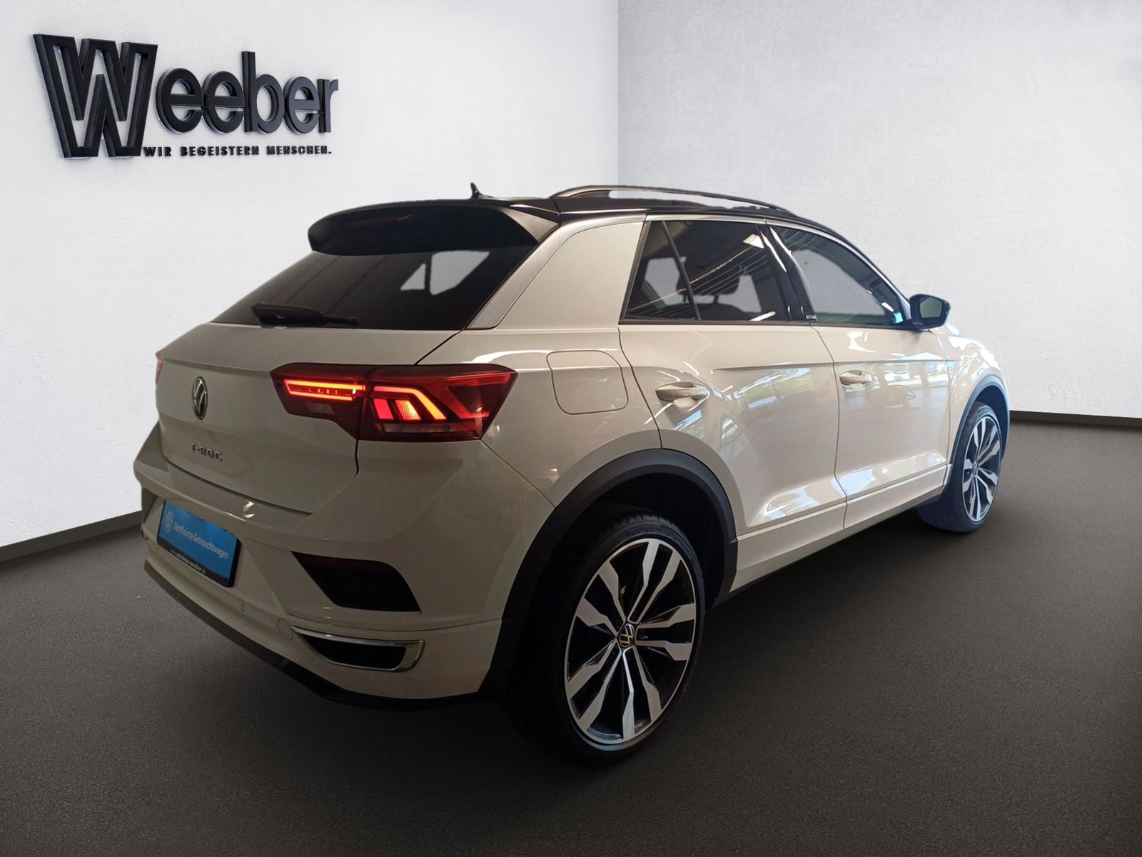 Volkswagen T-Roc Style - Samsaru's Car Outlet