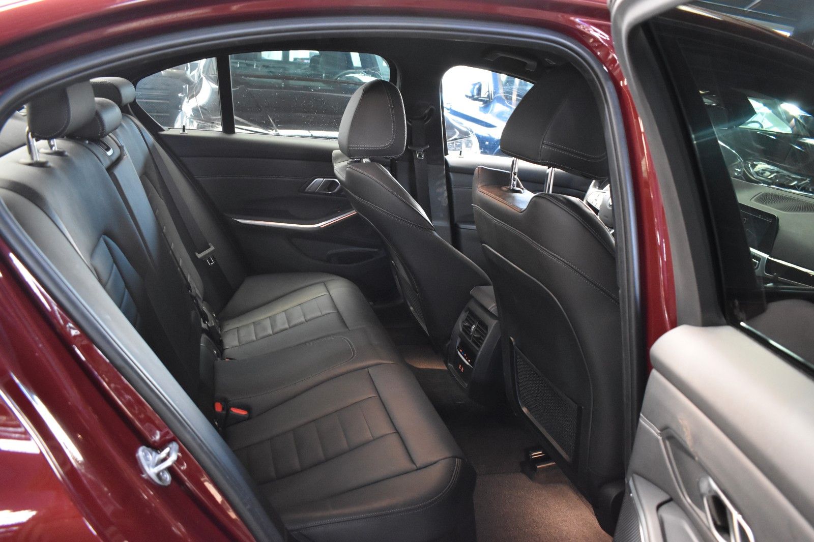 BMW 320 d xDrive SPORT LINE*LEDER*LIVE COCKPIT*LED*