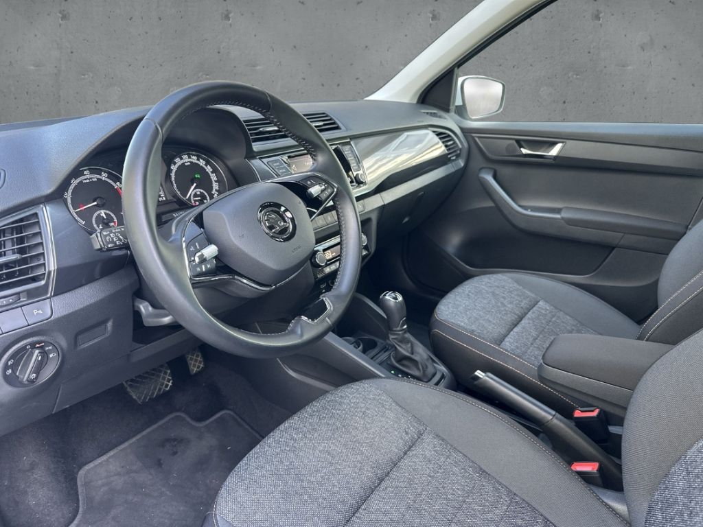 Skoda Fabia Combi 1.0TSI DSG Best of - Samsaru's Car Outlet