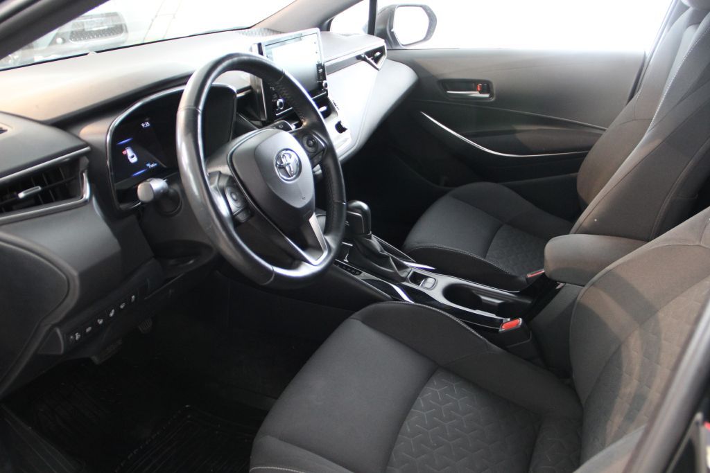 Toyota Corolla 1.8 Hybrid Touring Sports - Samsaru's Car Outlet