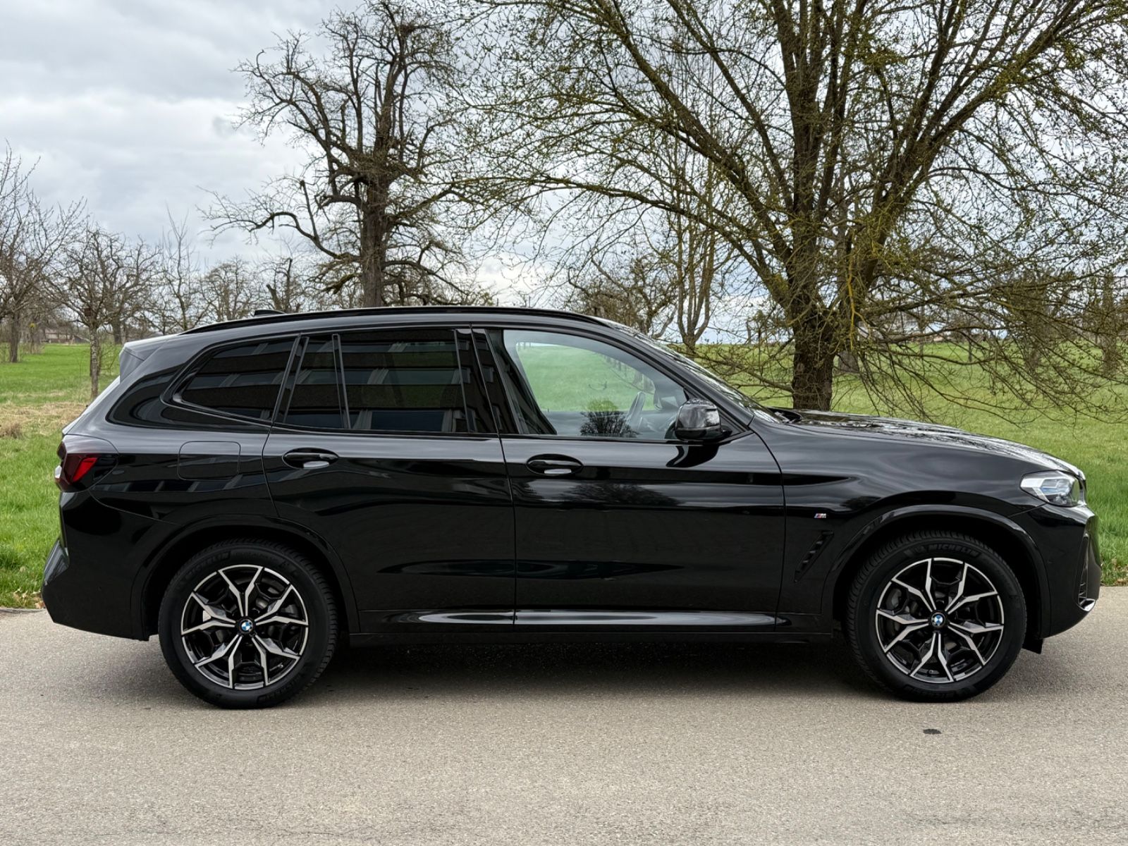 BMW X3 xDrive 30 i M Sport - Samsaru's Car Outlet