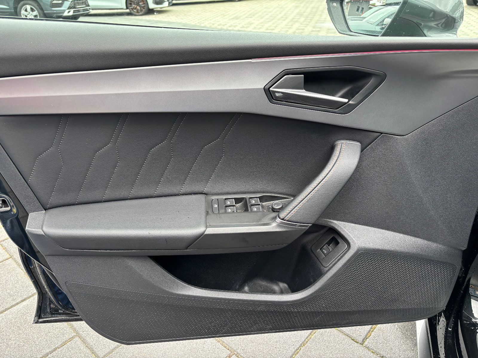 Cupra Leon Sportstourer VZ CUP 4Drive - Samsaru's Car Outlet