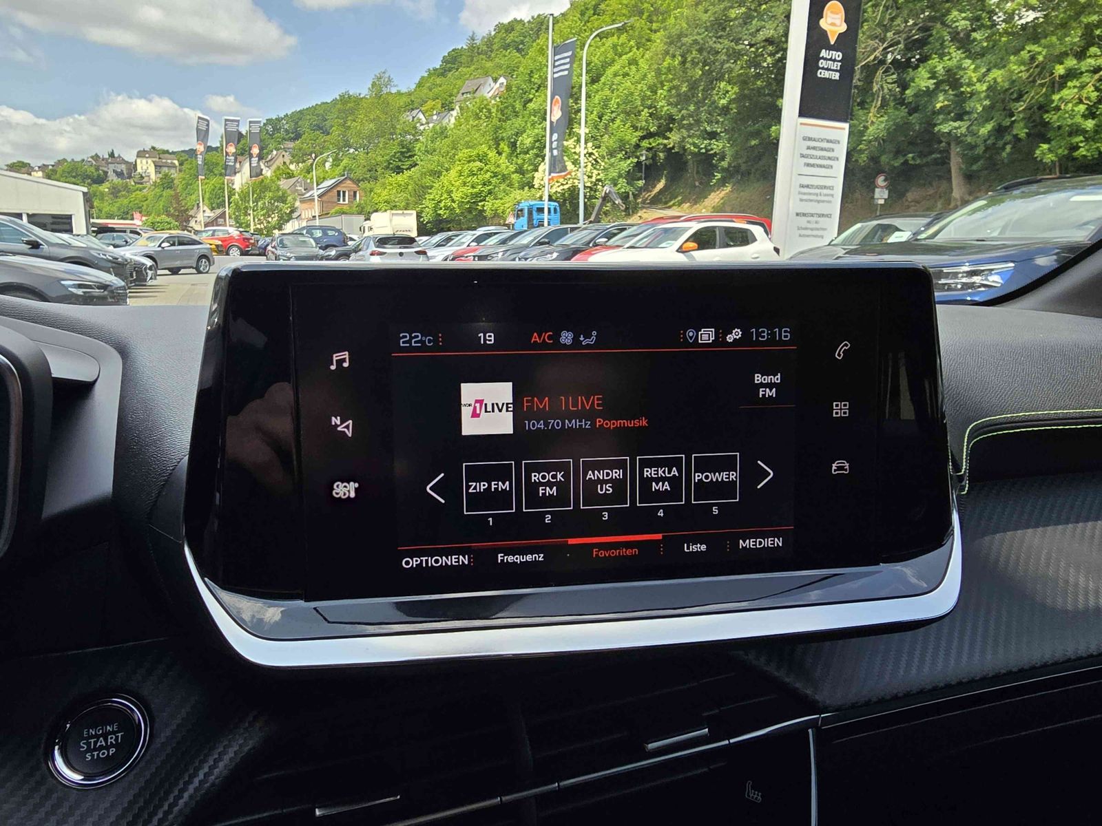 Peugeot 208 GT - Samsaru's Car Outlet