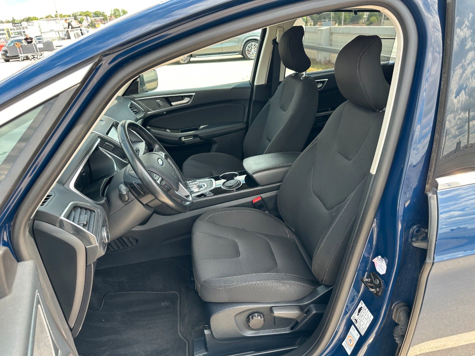 Ford S-MAX Titanium*NAVI*LED*AHK*KAMERA*ACC*