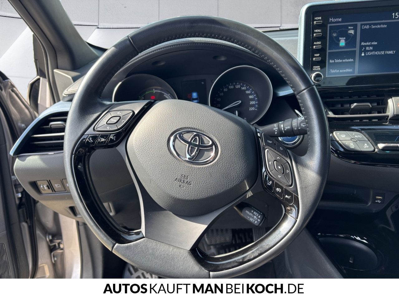 Toyota C-HR 2.0 Hybrid - Samsaru's Car Outlet