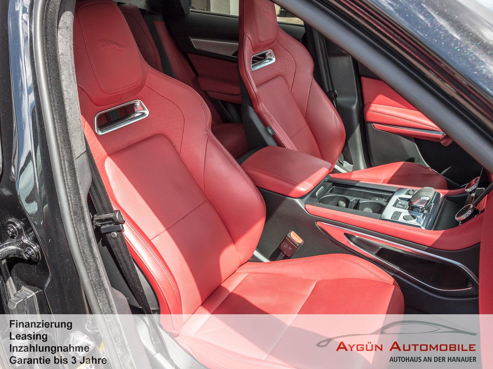 Jaguar F-PACE P400 AWD R-Dynamic HSE 22Zoll* AHK*