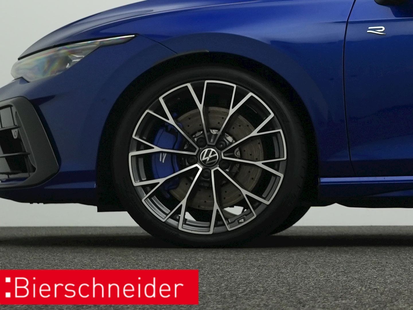 Volkswagen Golf R 8 2.0 TSI DSG 4Mo. Blackstyle 5-J-GAR PAN