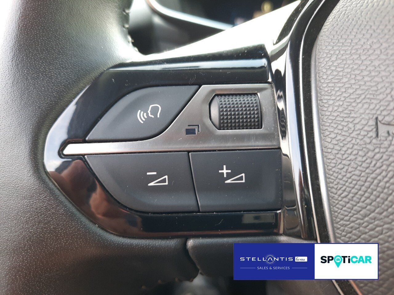 Peugeot 2008 e-Allure Pack - Samsaru's Car Outlet