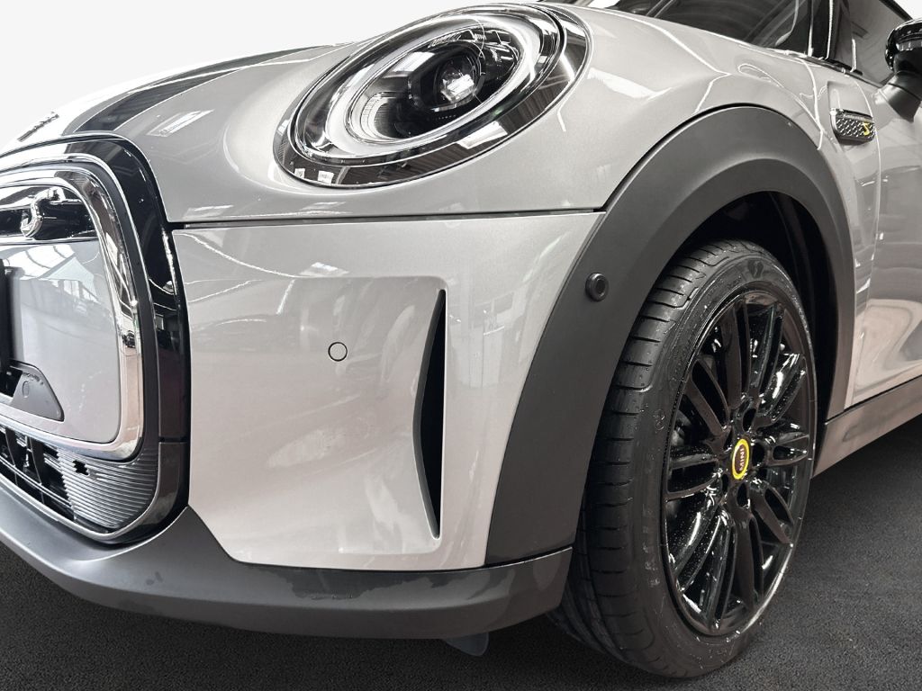 MINI Cooper SE MINI Yours Trim - Samsaru's Car Outlet