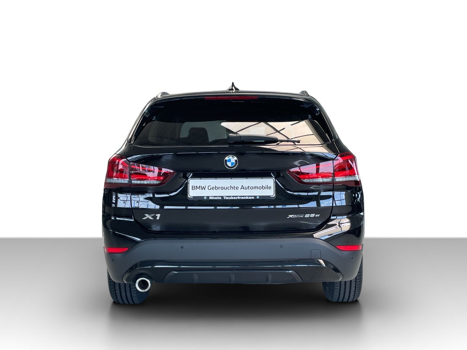 BMW X1 xDrive25e Sport Line - Samsaru's Car Outlet