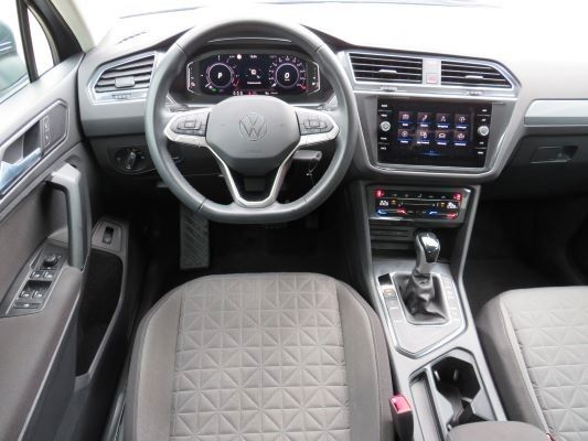 Volkswagen Tiguan Life 1.4 TSI Hybrid - Samsaru's Car Outlet