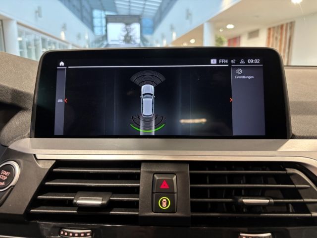 BMW X3 xDrive 20i Advantage Navi LED El. Heckklappe