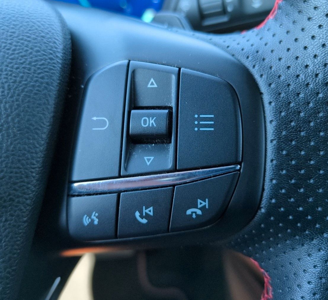 Ford Focus Turnier ST-Line X *NAVI *LED *ACC *AHK *