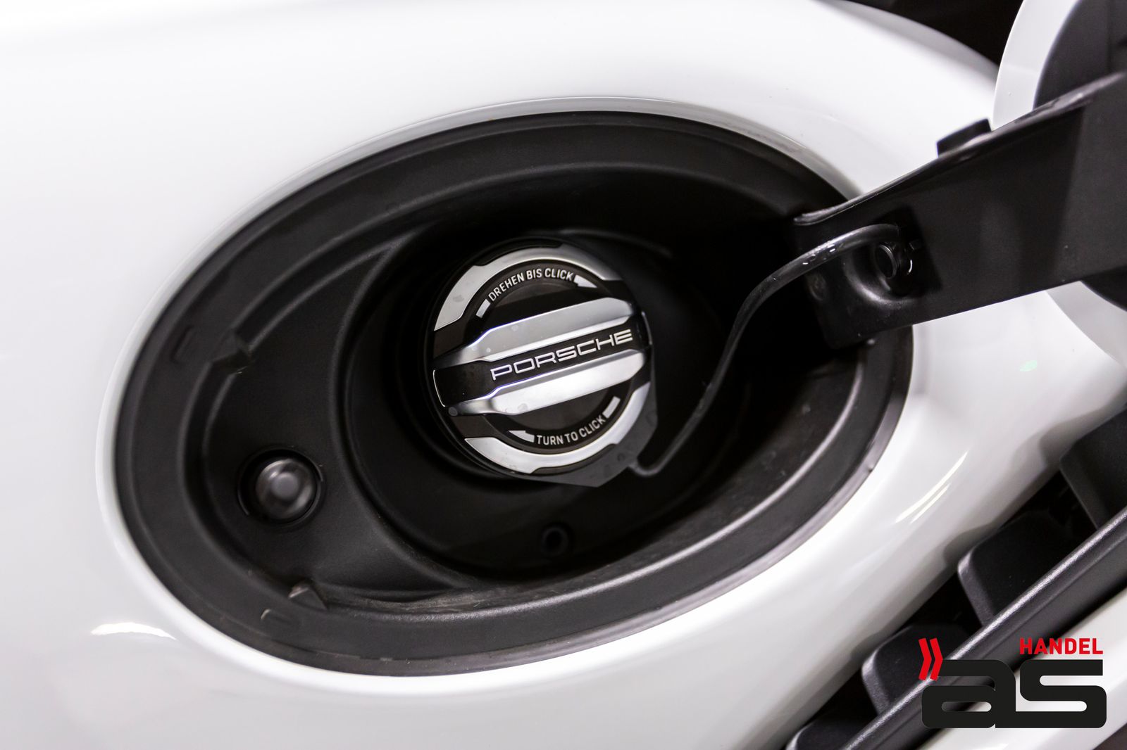 Porsche 911 992 GT3 RS - Samsaru's Car Outlet