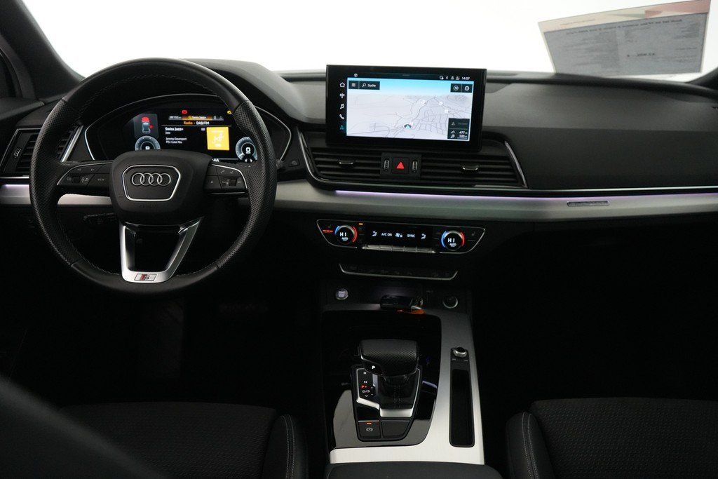 Audi Q5 55 TFSIe quattro S tronic S line AHK Pano
