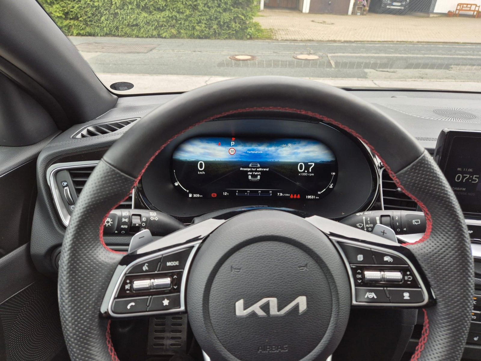Kia ProCeed GT - Samsaru's Car Outlet