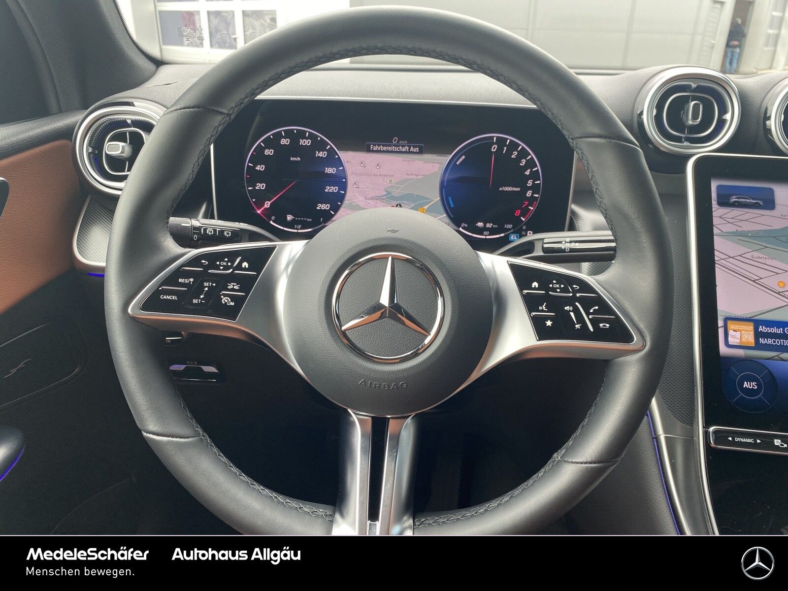 Mercedes-Benz GLC 300 e 4M Avantgarde Pano LEDER Memory AHK