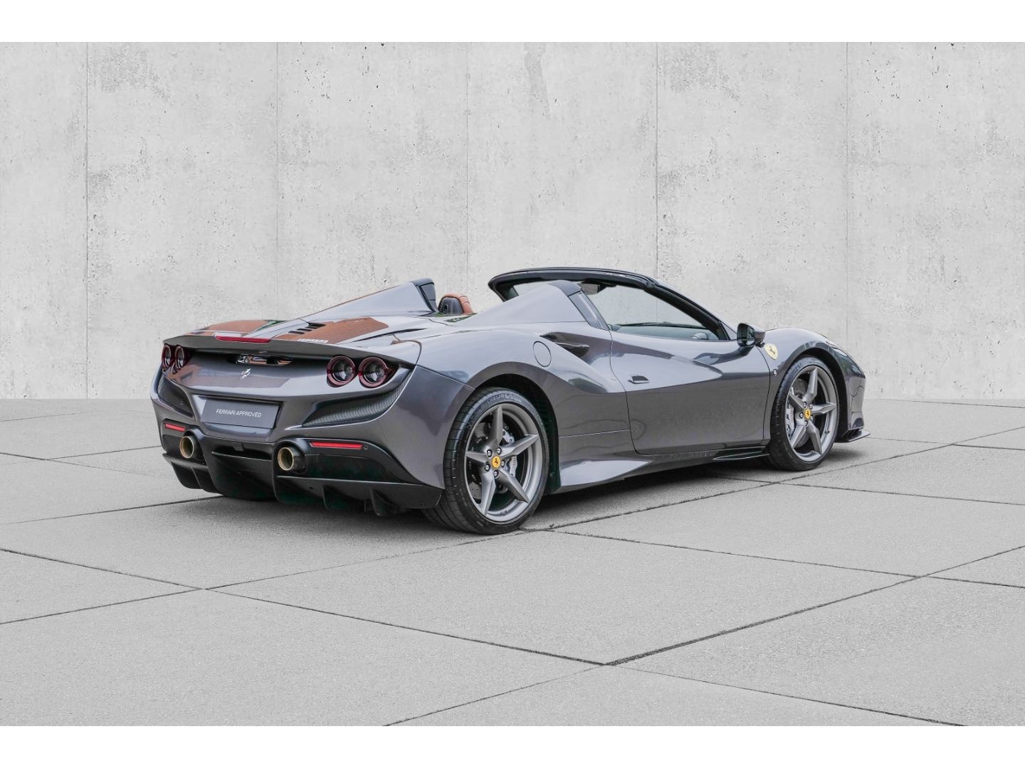 Ferrari F8 Spider - Samsaru's Car Outlet