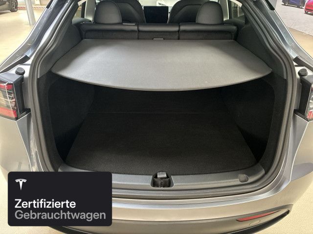 Tesla Model Y Rear-Wheel Drive