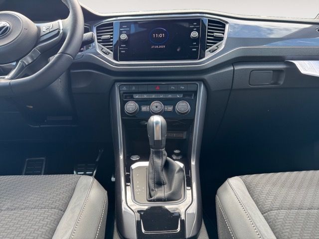 Volkswagen T-Roc 1.5 TSI DSG Sport R-Line - Samsaru's Car Outlet