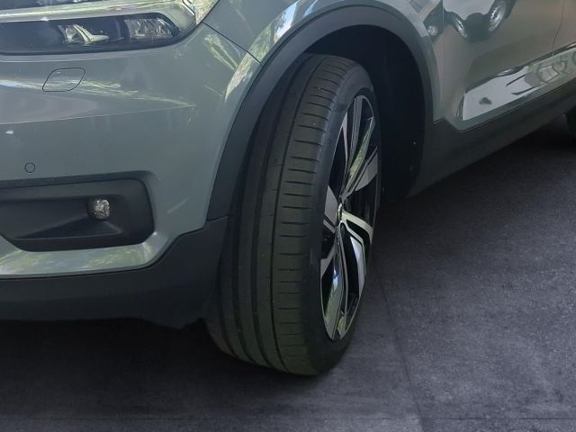 Volvo XC40 P8 AWD Twin R Design AHK ACC BLIS Alarmanla