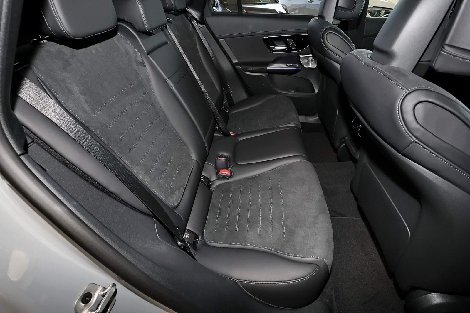 Mercedes-Benz GLC 300 d 4M AMG 360°+DIG-LED+Pano+AHK+Distronic