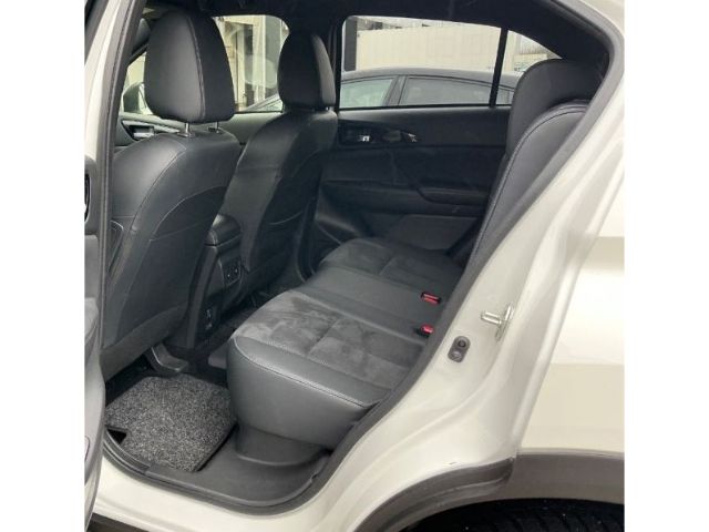 Mitsubishi Eclipse Cross Plus Select Black Hybrid 4WD 2.4 M